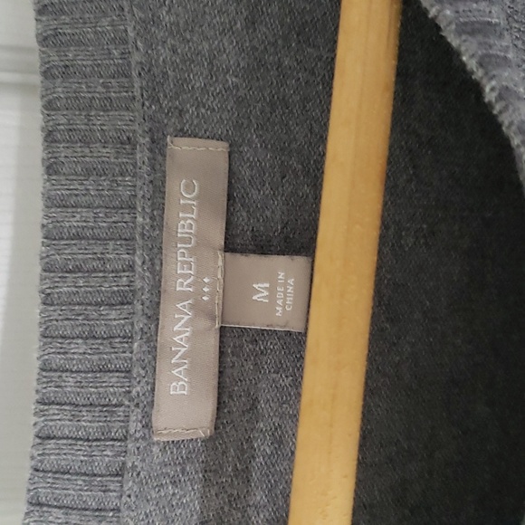 Banana Republic womens sweater - Picture 2 of 7